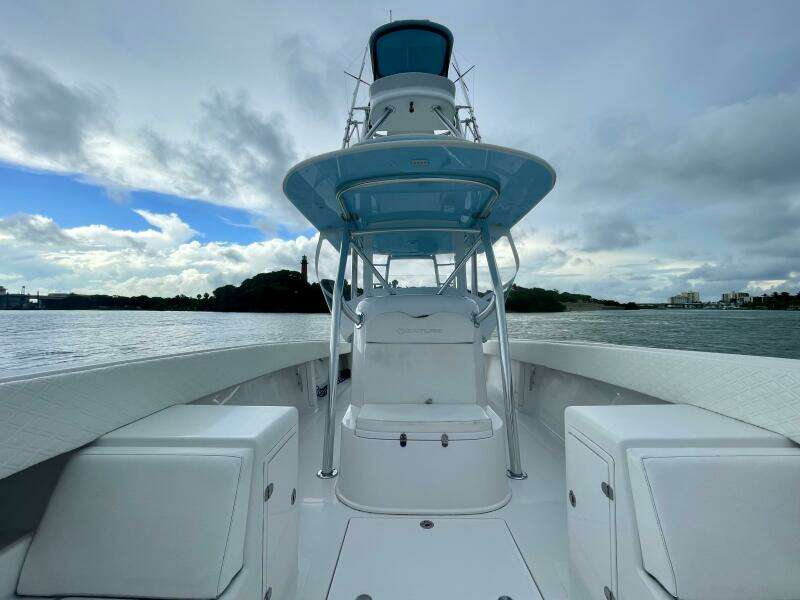39ft Venture Yacht For Sale