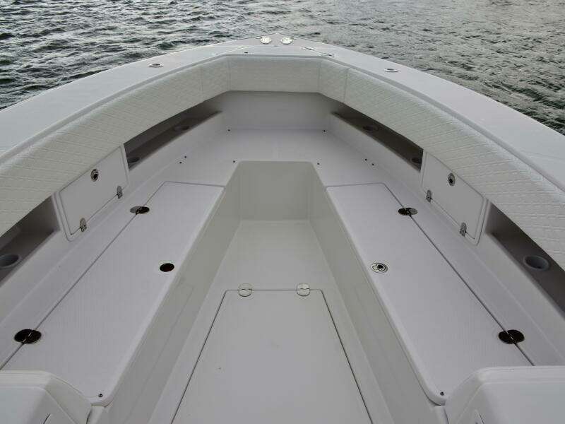 39ft Venture Yacht For Sale