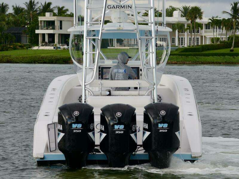 39ft Venture Yacht For Sale