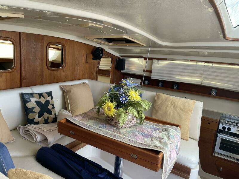 34ft Gemini Yacht For Sale