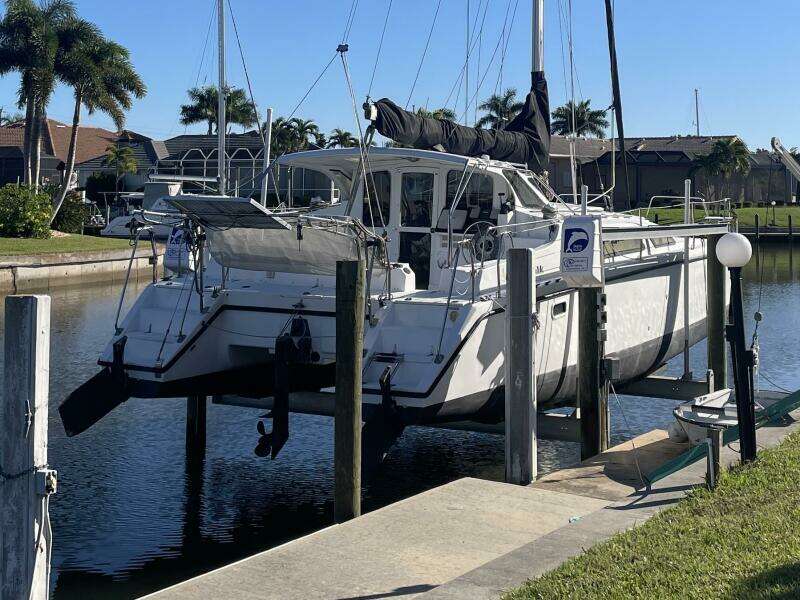 34ft Gemini Yacht For Sale