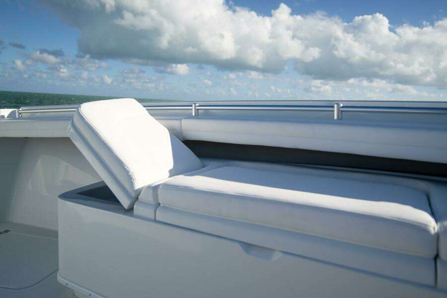 39ft Yellowfin Yacht For Sale