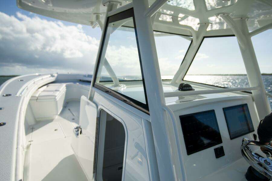 39ft Yellowfin Yacht For Sale