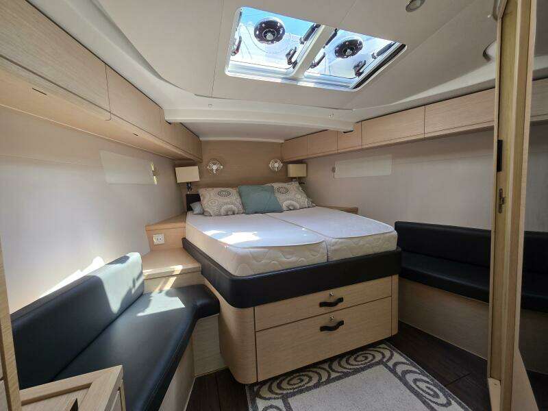 Kaimana 51ft Jeanneau Yacht For Sale