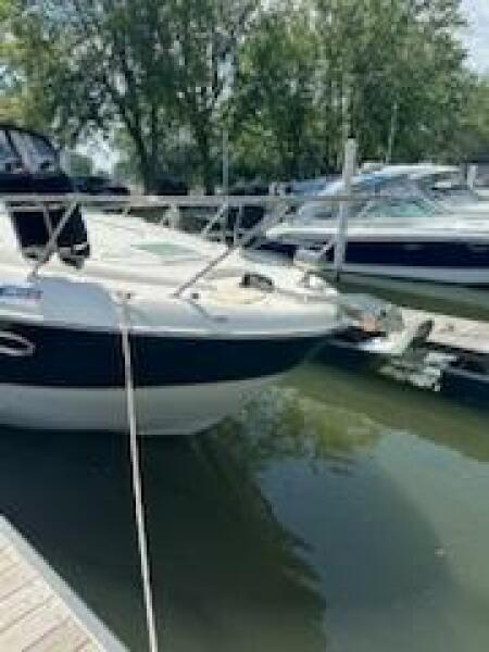 32' 2008 Bayliner 320