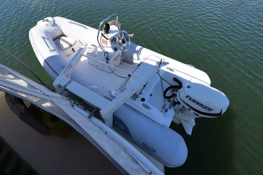 43ft Hatteras Yacht For Sale