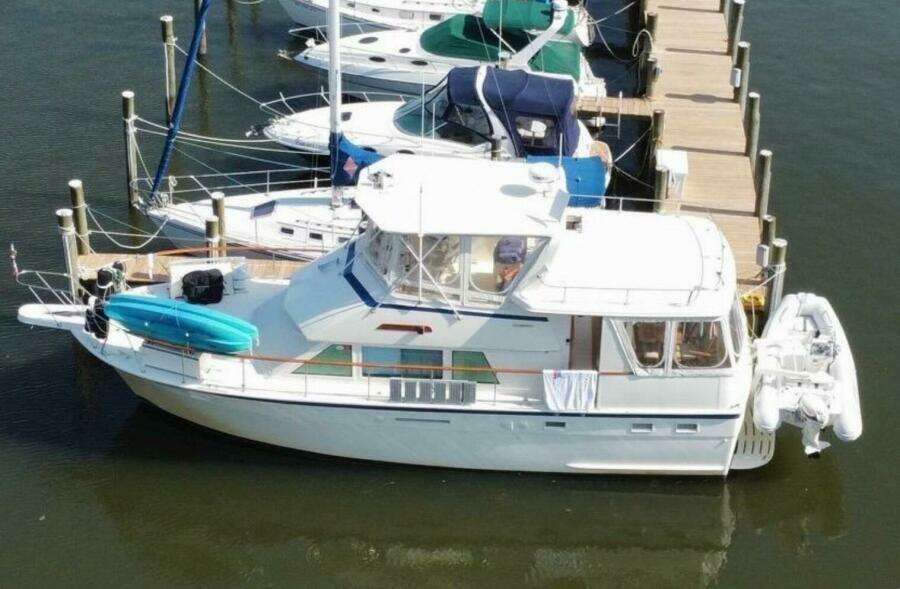 43ft Hatteras Yacht For Sale