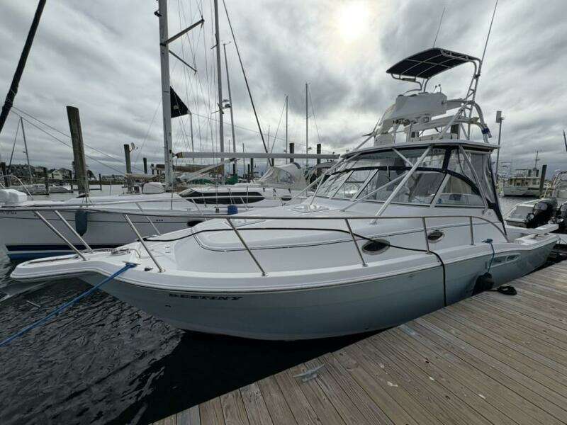 33ft Pro Line Yacht For Sale