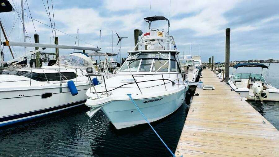 33ft Pro Line Yacht For Sale