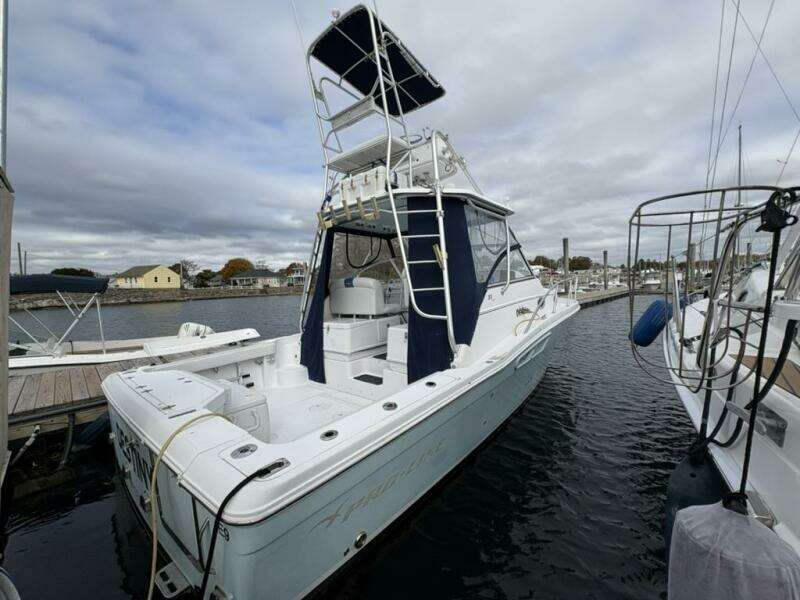 33ft Pro Line Yacht For Sale