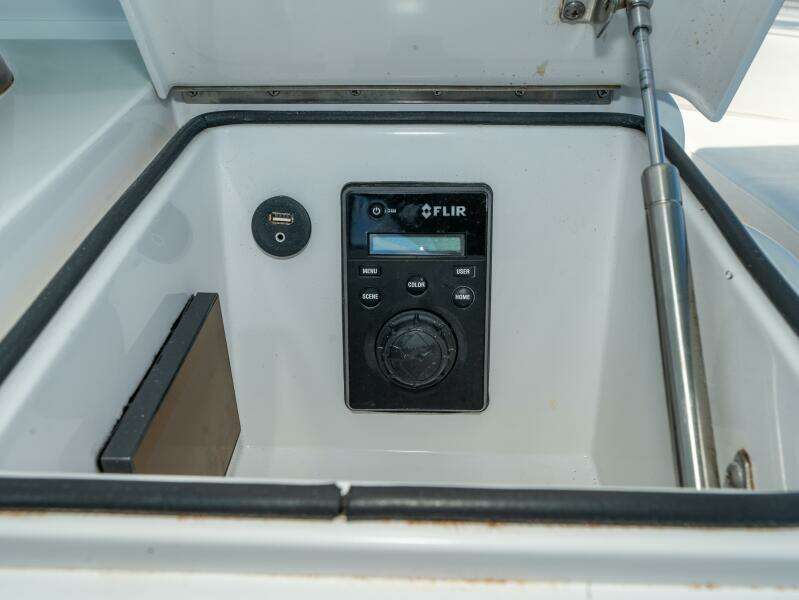 2009 Viking 50 Convertible