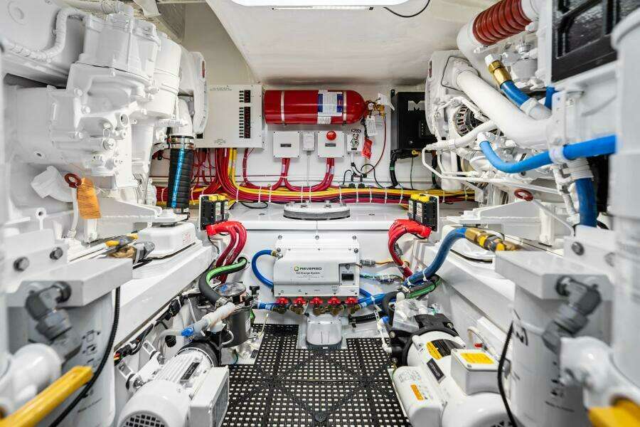 2026 Viking 46 Billfish Engine