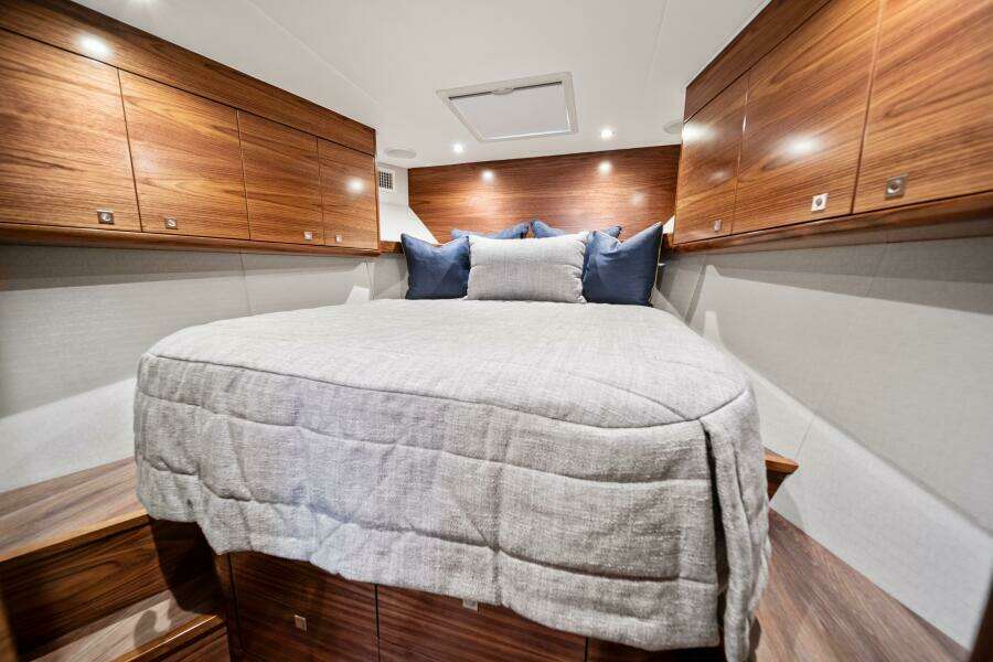 2026 Viking 46 Billfish Master Stateroom