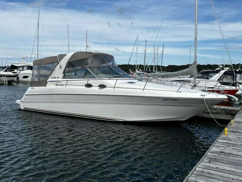 Kim s Cottage 31ft Sea Ray Yacht For Sale