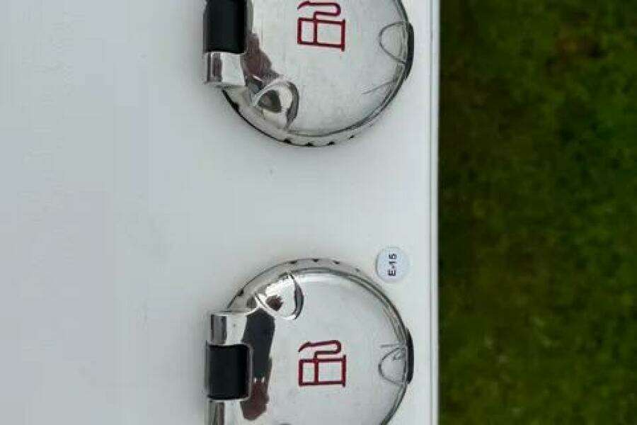 33ft Caymas Yacht For Sale