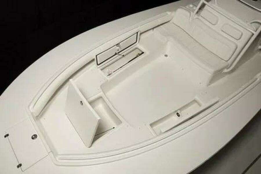 33ft Regulator Yacht For Sale