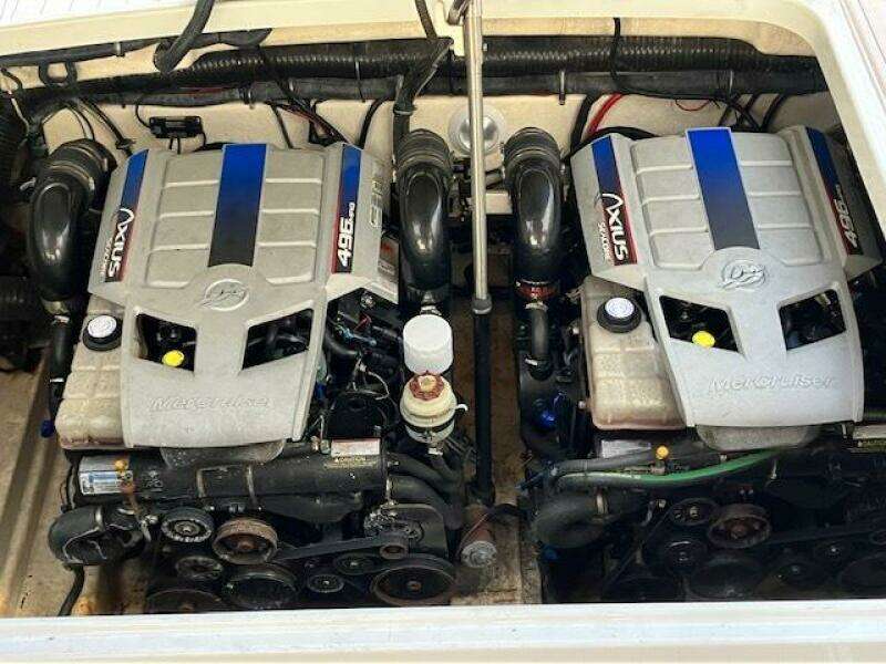 Office Space 35ft Formula Yacht For Sale