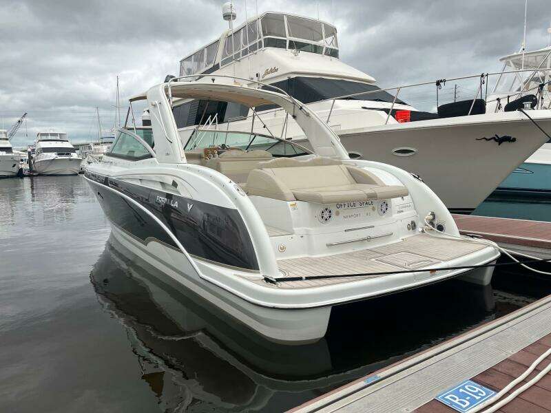 Office Space 35ft Formula Yacht For Sale