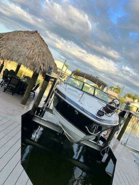 Office Space 35ft Formula Yacht For Sale