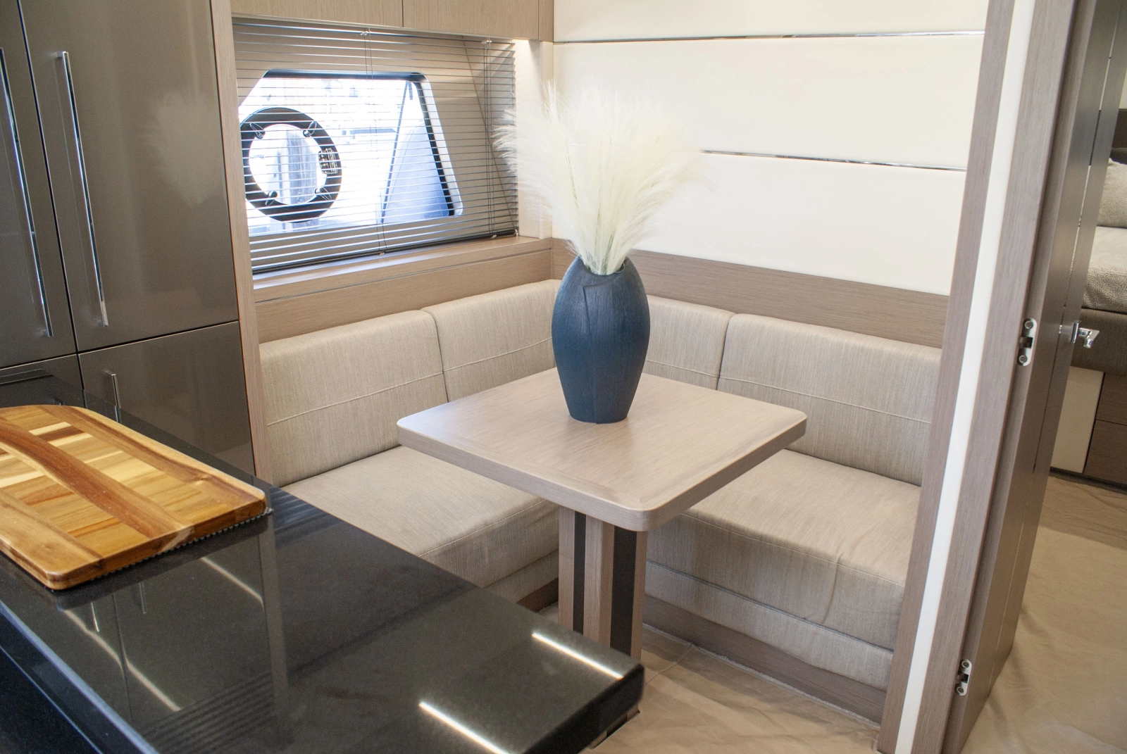 2020 Sunseeker 74 Sport Yacht