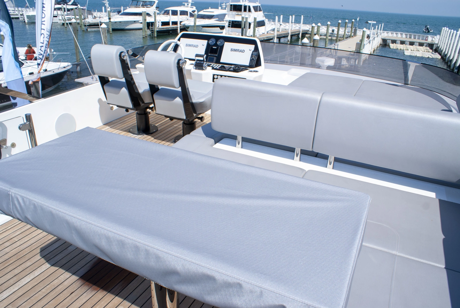 2020 Sunseeker 74 Sport Yacht