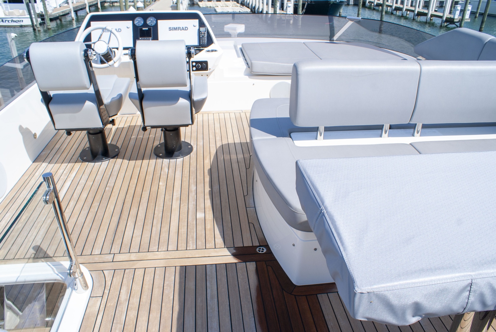 2020 Sunseeker 74 Sport Yacht