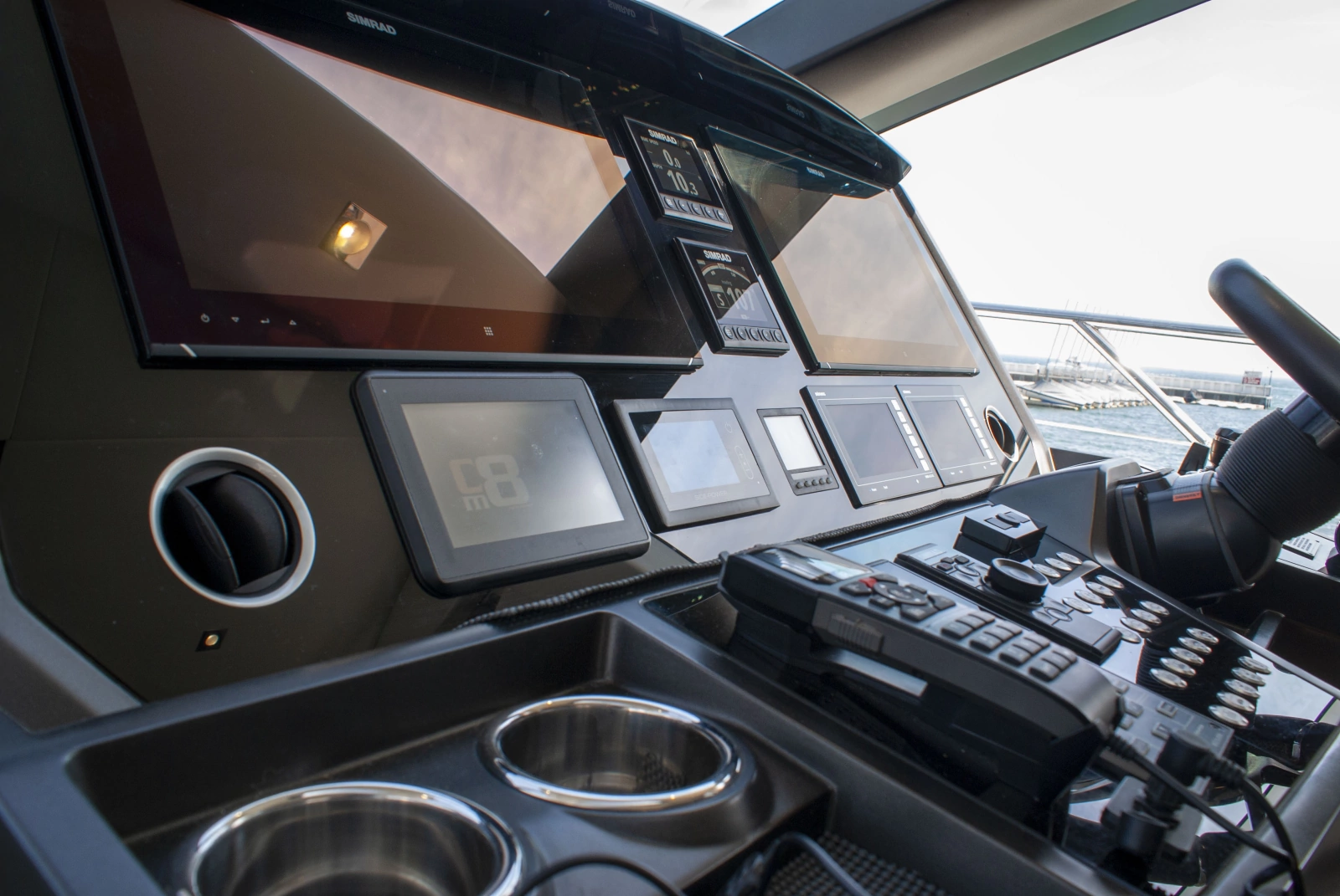2020 Sunseeker 74 Sport Yacht