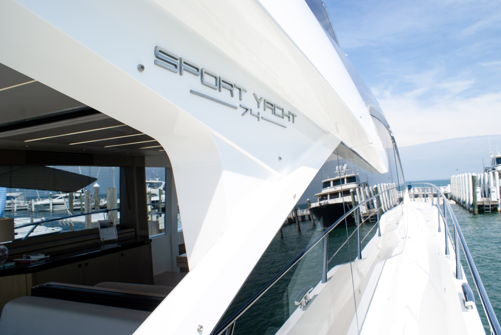 2020 Sunseeker 74 Sport Yacht