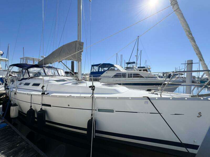 INDIGO 37ft Beneteau Yacht For Sale
