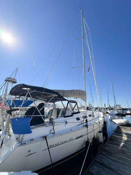 INDIGO 37ft Beneteau Yacht For Sale