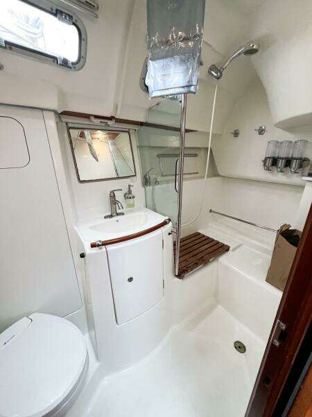 INDIGO 37ft Beneteau Yacht For Sale