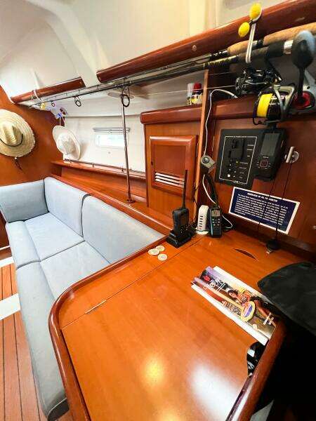 INDIGO 37ft Beneteau Yacht For Sale