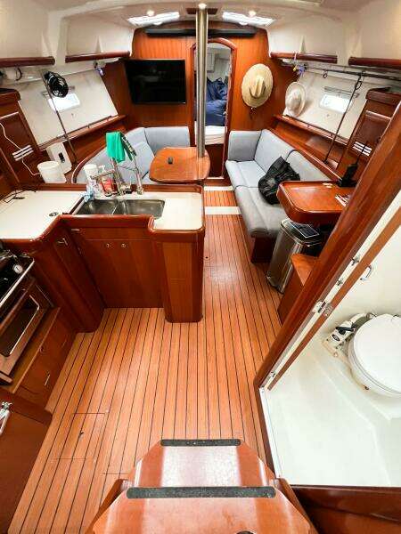 INDIGO 37ft Beneteau Yacht For Sale