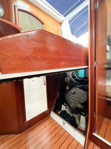 INDIGO 37ft Beneteau Yacht For Sale