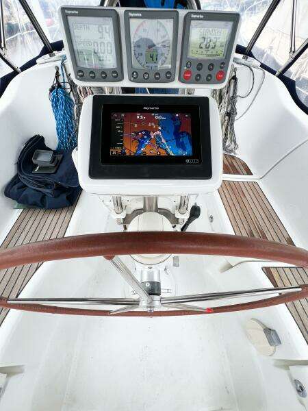 INDIGO 37ft Beneteau Yacht For Sale