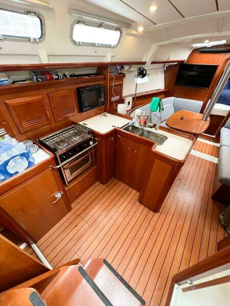 INDIGO 37ft Beneteau Yacht For Sale