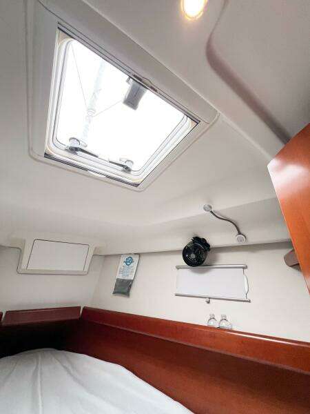 INDIGO 37ft Beneteau Yacht For Sale