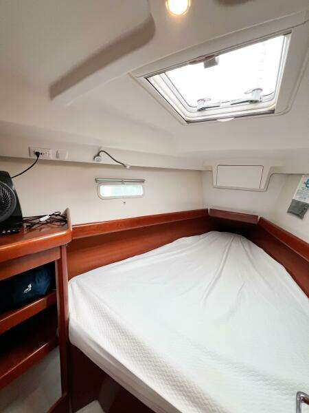 INDIGO 37ft Beneteau Yacht For Sale