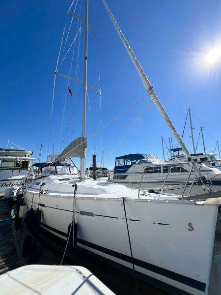 INDIGO 37ft Beneteau Yacht For Sale