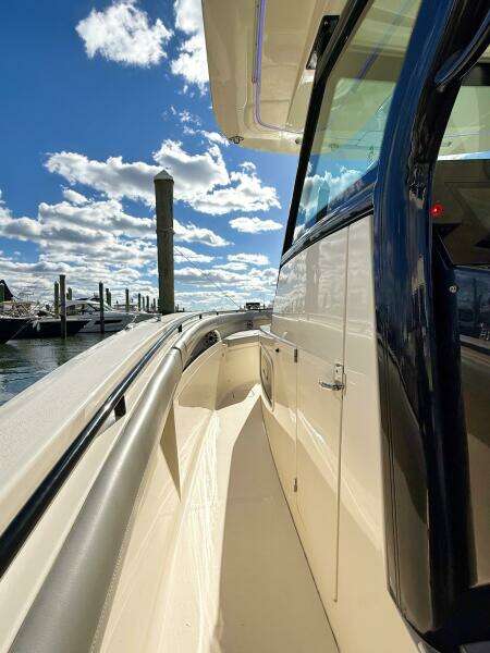 35ft Scout Yacht For Sale