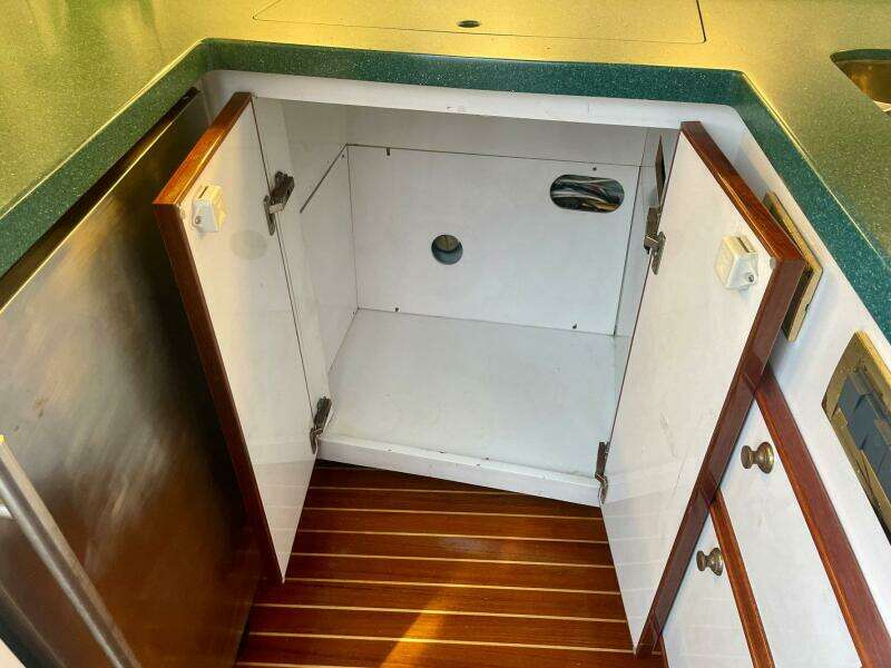 M A C  Daddy 40ft Custom Carolina Yacht For Sale