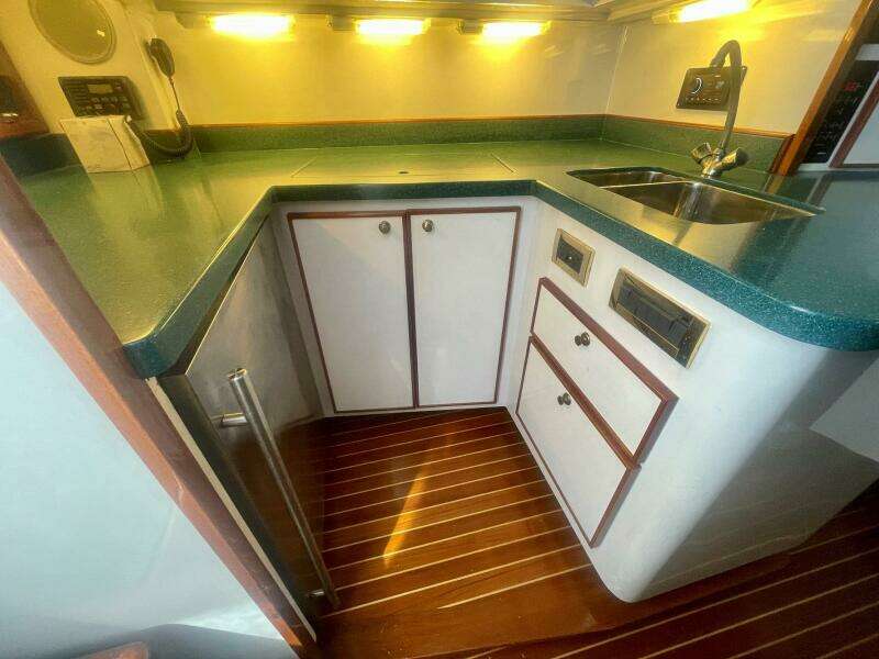 M A C  Daddy 40ft Custom Carolina Yacht For Sale