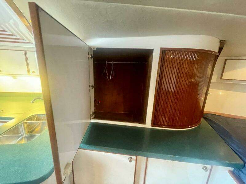 M A C  Daddy 40ft Custom Carolina Yacht For Sale