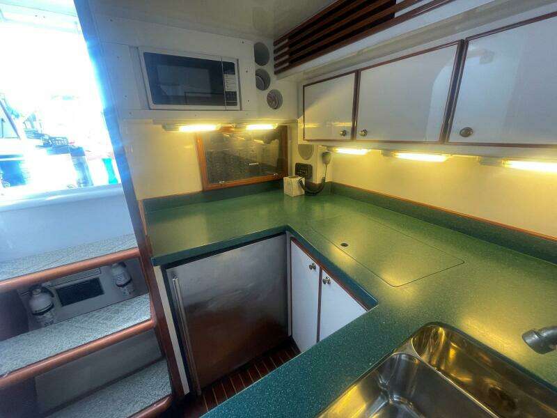 M A C  Daddy 40ft Custom Carolina Yacht For Sale