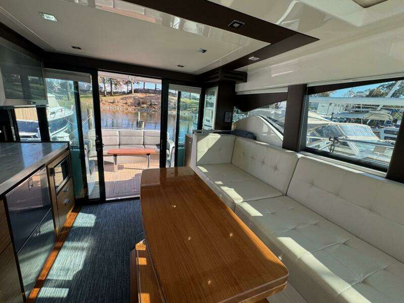 Present Tense 46ft Tiara Yachts Yacht For Sale