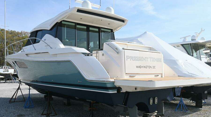 Present Tense 46ft Tiara Yachts Yacht For Sale