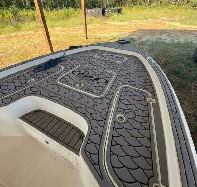 25ft Sea Hunt Yacht For Sale