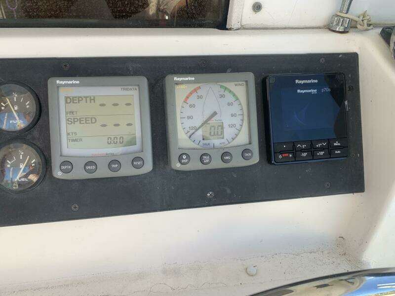 Empire Safety 34ft Gemini Yacht For Sale