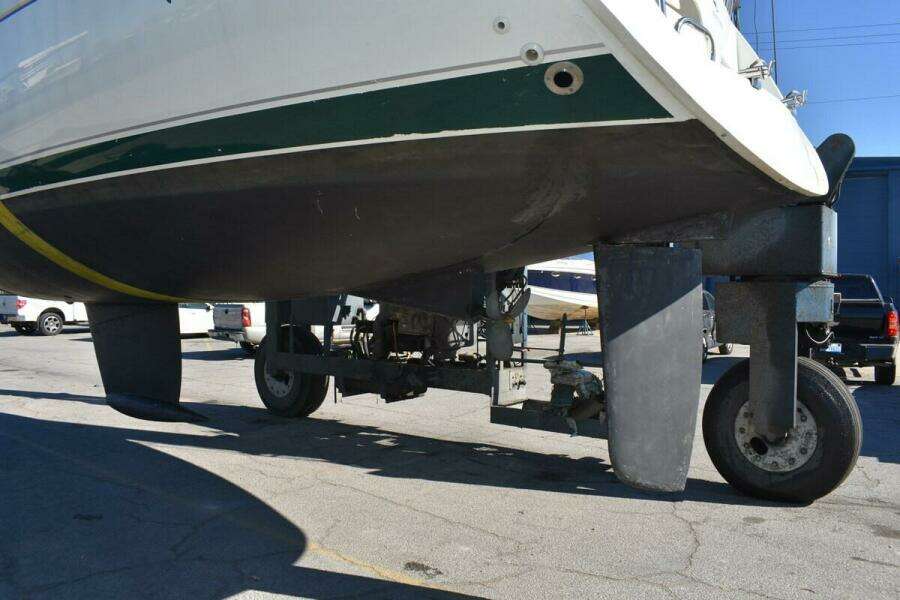 Vitality 32ft Beneteau Yacht For Sale