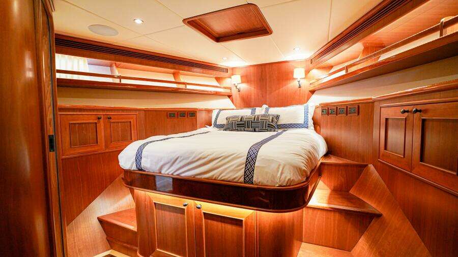Insignia 86ft Outer Reef Yachts Yacht For Sale